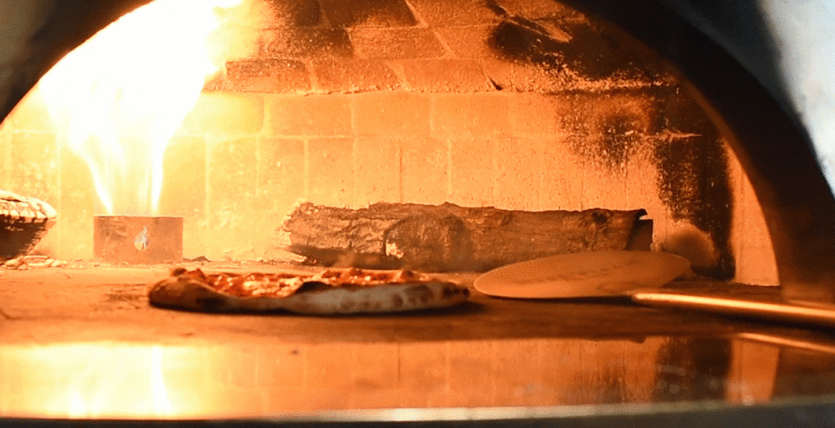 Best Wood fired Pizza Oven in Lucknow