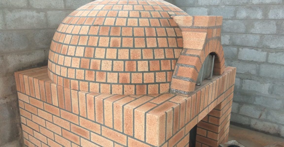 Best wood fired pizza oven in Surat